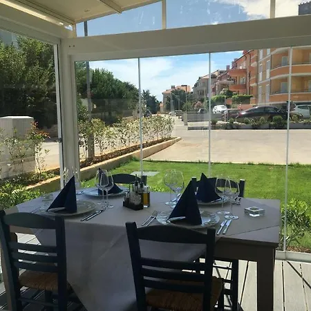 Hotel Apartements Dom 4*