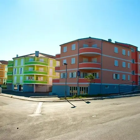 Apartements Dom Hotel
